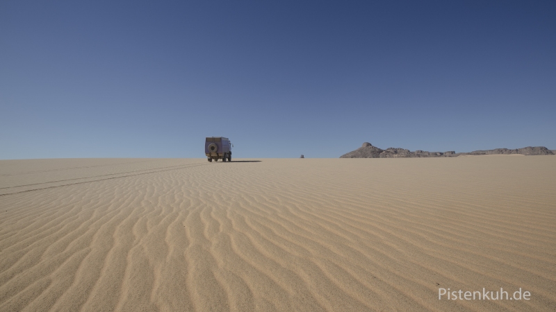 sand-sahara-expeditionsmobil-steyr