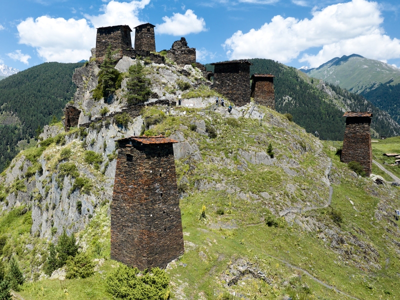 georgien-kaukasus-wehrturm