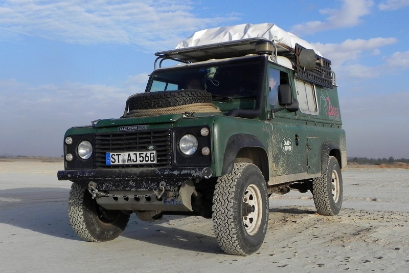 Land-Rover-3