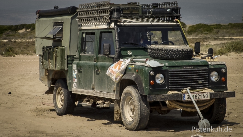 Land-Rover-Defender-Weltreisemobil