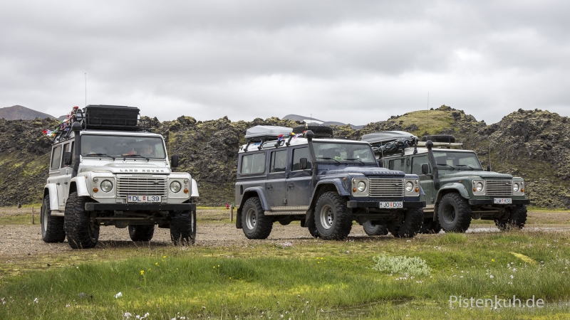 Land-Rover-Island-2