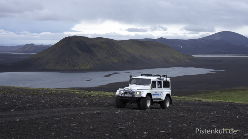 Land-Rover-Island