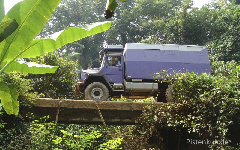 Magirus-170D12A-Expeditionsmobil