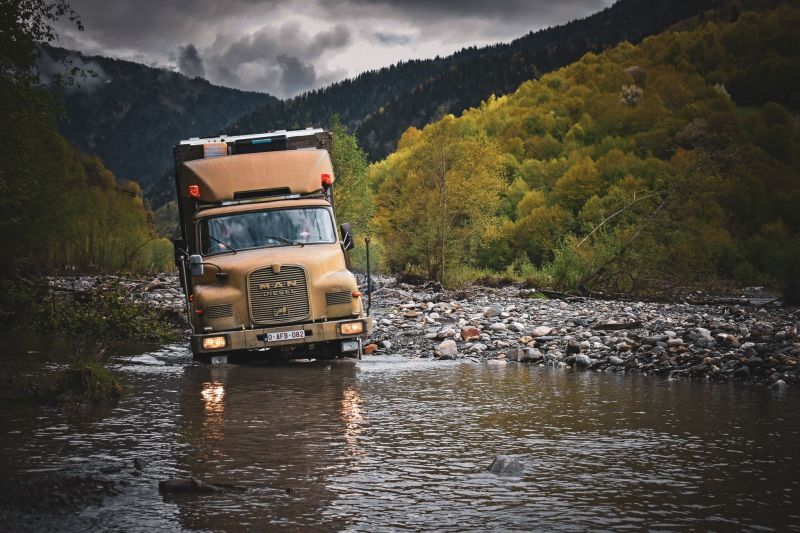 man-old-overlanding