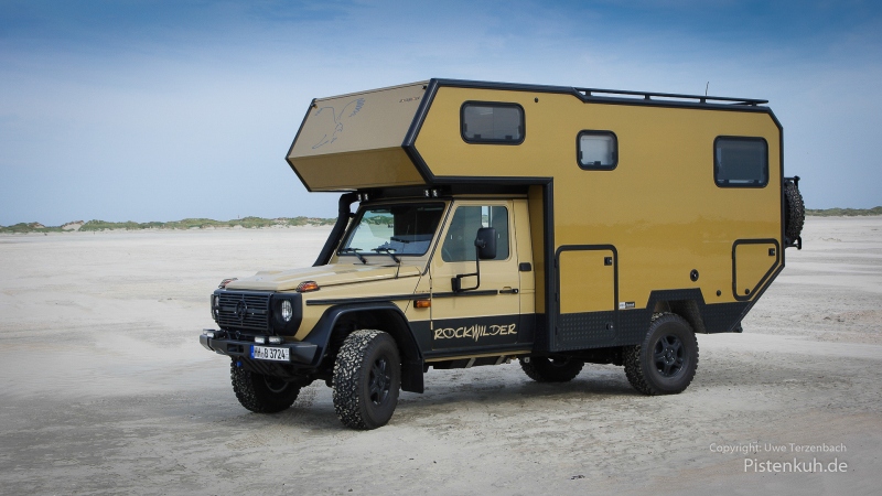 Mercedes G-300