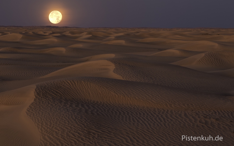Oman-Vollmond-Wueste-Rub-Al-Khali