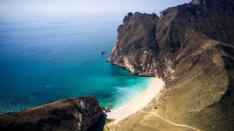 oman-beach-lonely-7