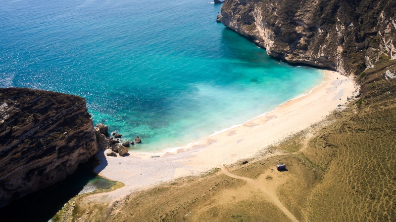 oman-beach-lonely