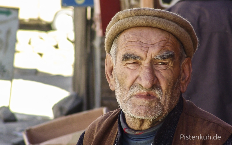 Pakistan-Mann-Haendler