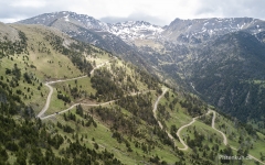 Der Weg ins Tal ist nach Regenfällen etwas rutschig.