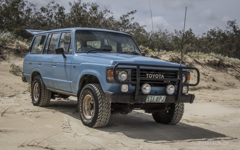 land-cruiser-hj-60