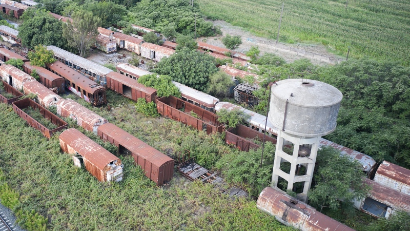 griechenland-lost-place-bahn