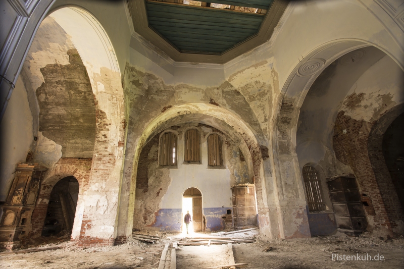 kirche-verfallen-russland