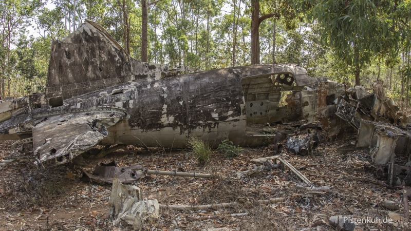 lost-place-flugzeugwrack-australien-3