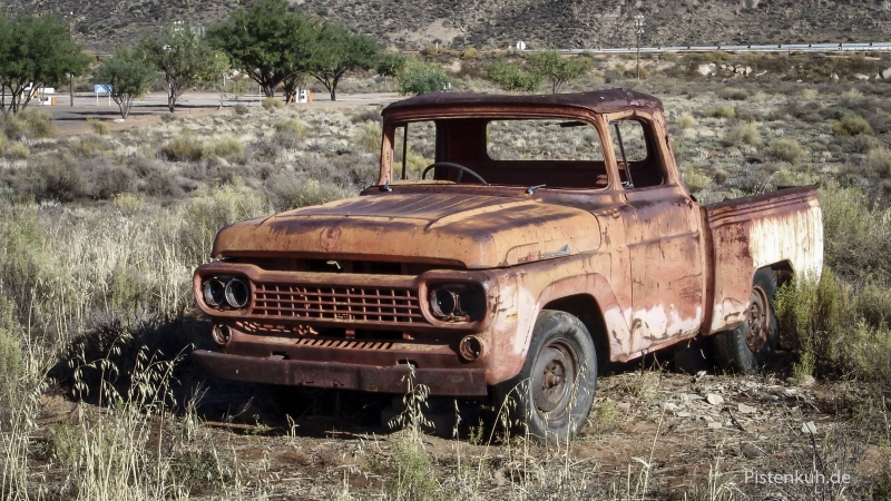 autowrack-namibia-verrostet-pickup