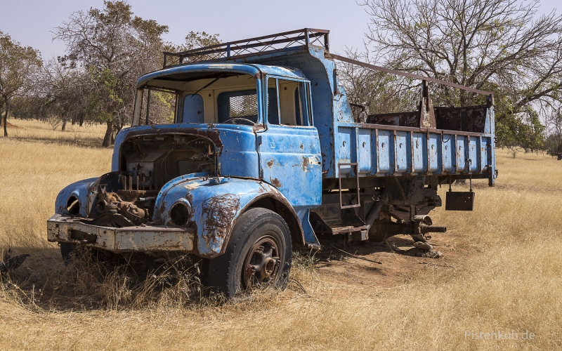 schrott-in-mali
