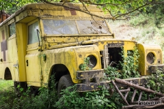 Schrottauto-Land-Rover-Ambulanz-Verrostet Schrottauto-Land-Rover-Ambulanz-Verrostet