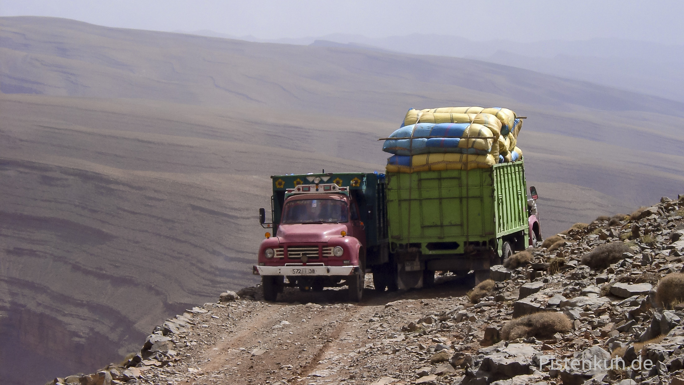 Verkehr auf den Pisten im Hohen Atlas