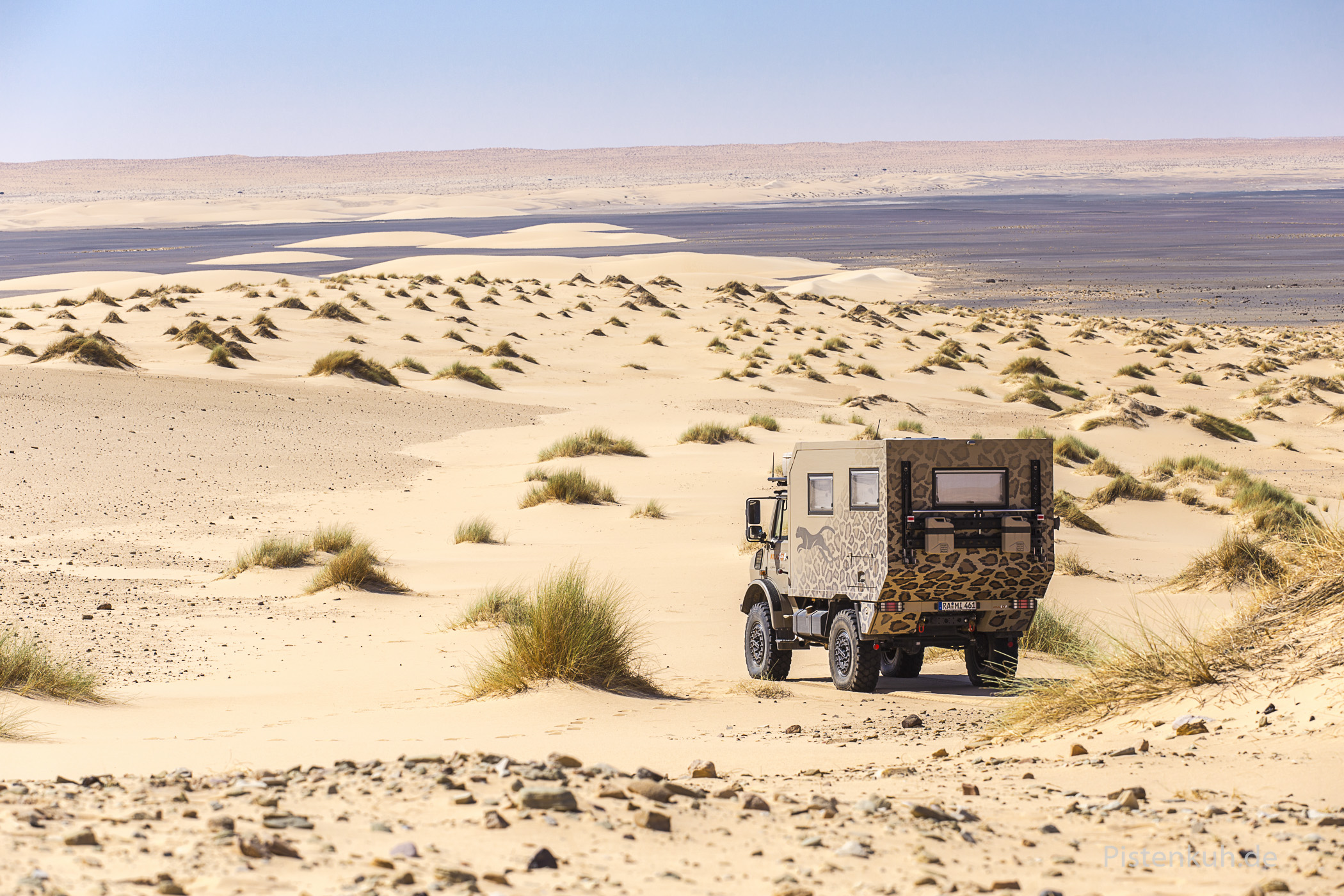 Unimog im Sand
