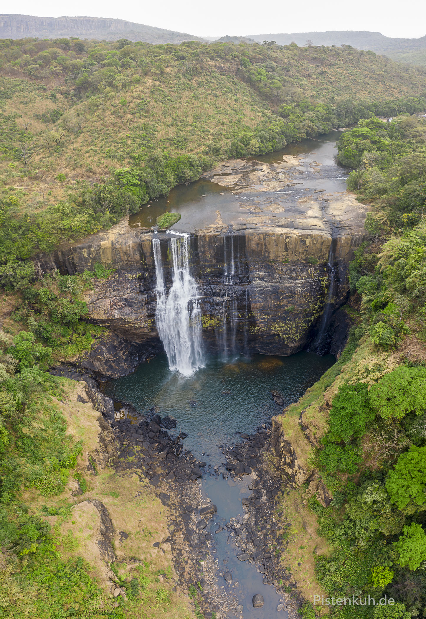 Der obere Teil des Kambadaga-Wasserfalls