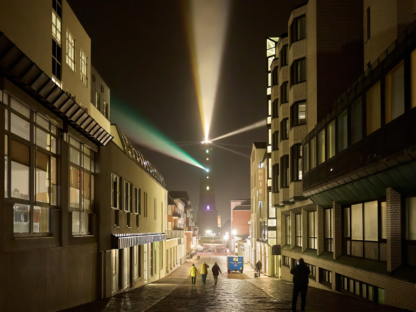 Leuchtturm bei Nacht